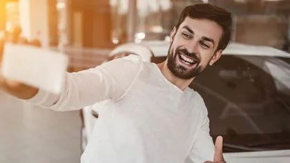 Man selfie – Autoverzekering – Particulier