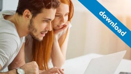 Man en vrouw samen op laptop – Pensioen en inkomen – Particulier