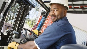 Man in werkbouwtuig – Werkmaterieelverzekering – Zakelijk