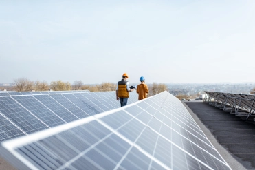 Werknemers bij zonnepanelen – Gebouwenverzekering – Zakelijk