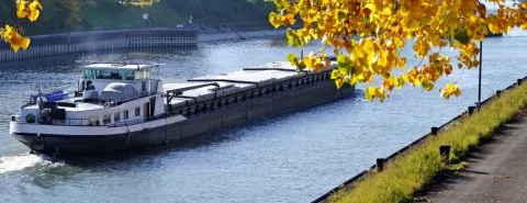 Schip binnenvaart – Specialismen – Zakelijk