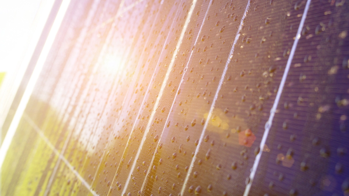 Zonnepanelen en slecht weer – Gebouwenverzekering – Zakelijk