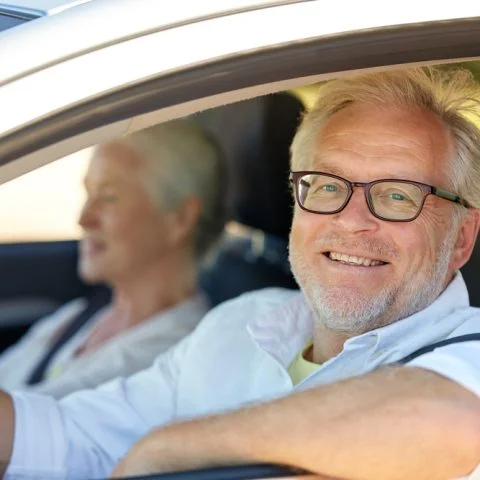 Man en vrouw in auto – Autoverzekering – Particulier