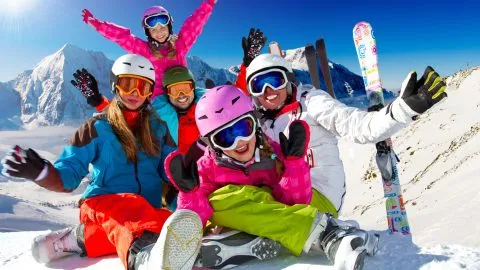 Gaat u goed voorbereid op wintersport? – Familie op wintersport